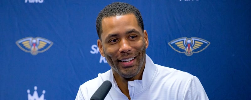 Hawks add former Pelicans GM, 76ers executive to front office