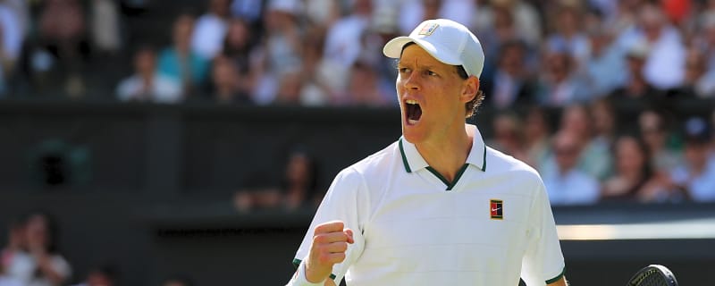 Jannik Sinner dealt with bloody shoe during Wimbledon opener