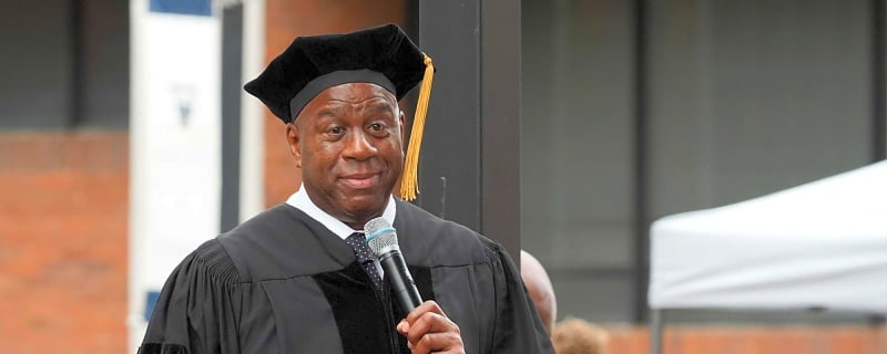 ‘I’ll never’ – What Magic Johnson promised Cookie on their 35th wedding anniversary