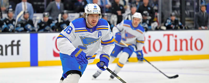 Insider Lists Bruins, Canadiens Among Offseason Landing Spots for Robert Thomas