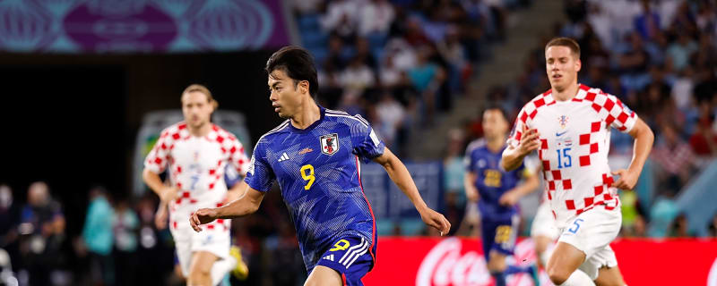 'Messi-like' star up for grabs as Man Utd and Tottenham scramble for 28-year-old