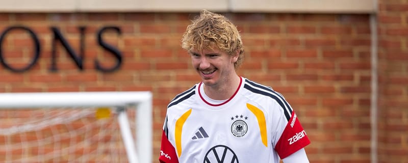 Aston Villa plotting a shock move for €65m-rated Premier League ace