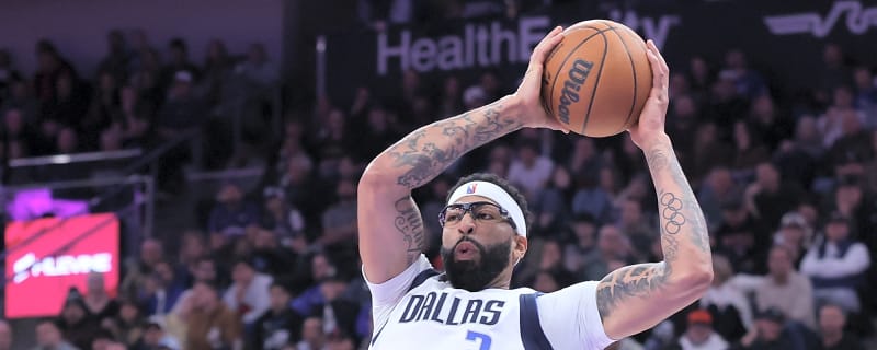 Trade market for Mavericks’ Anthony Davis quiet after hand injury