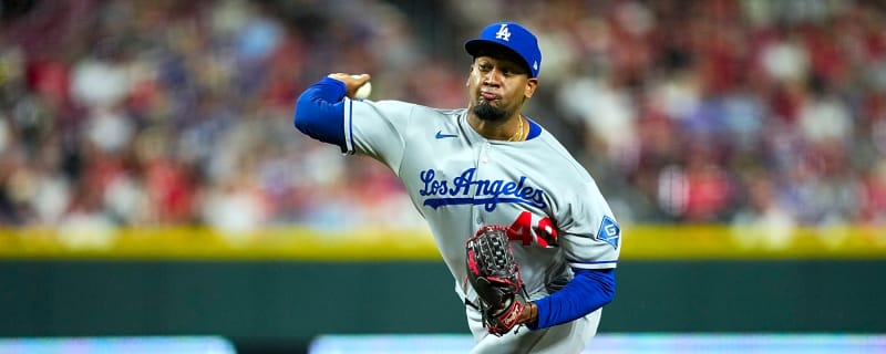 Braves claim intriguing arm off the waiver wire