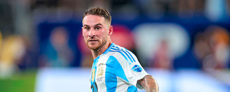 Alexis Mac Allister shares major personal announcement during Liverpool’s Carabao Cup win