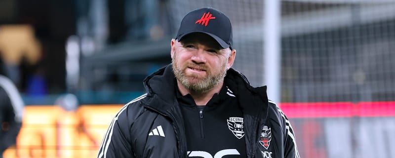 Wayne Rooney set to captain England