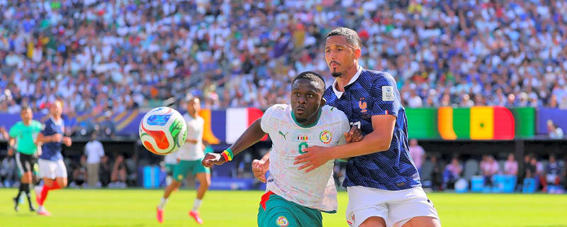 Who are the Top 3 Ligue 1 Free Agents, PL Clubs could sign?