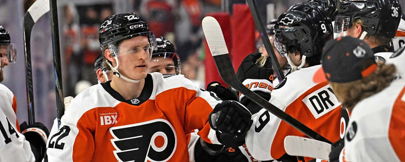 Philadelphia Flyers, Christian Dvorak Discussing Extension