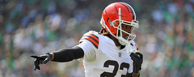 Browns Waive/Injured WR Michael Woods, Place CB Martin Emerson On IR