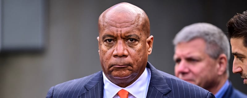 Is Bears president's threat to move team out of Chicago legit?