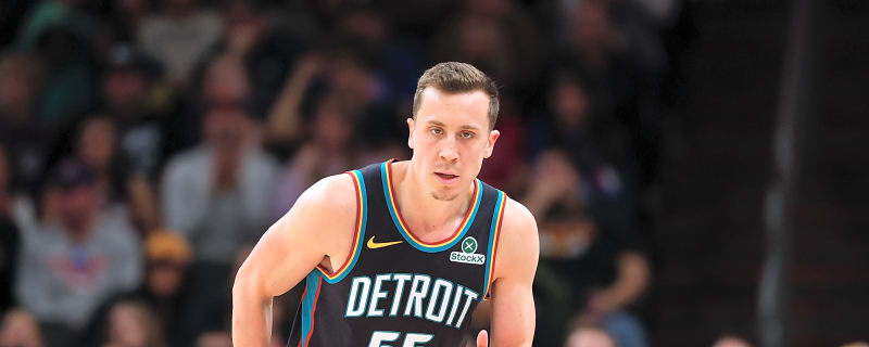 Duncan Robinson wanted absolutely no part of Pistons-Hornets brawl