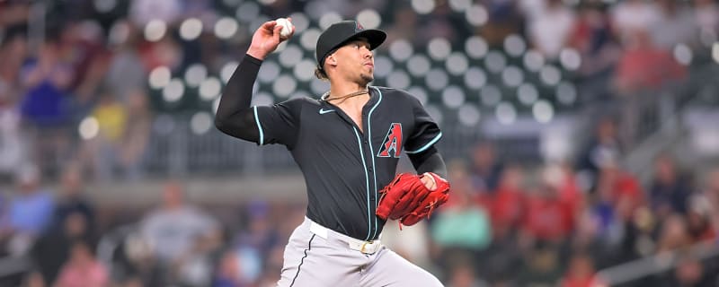 Diamondbacks lose veteran righty to concerning injury