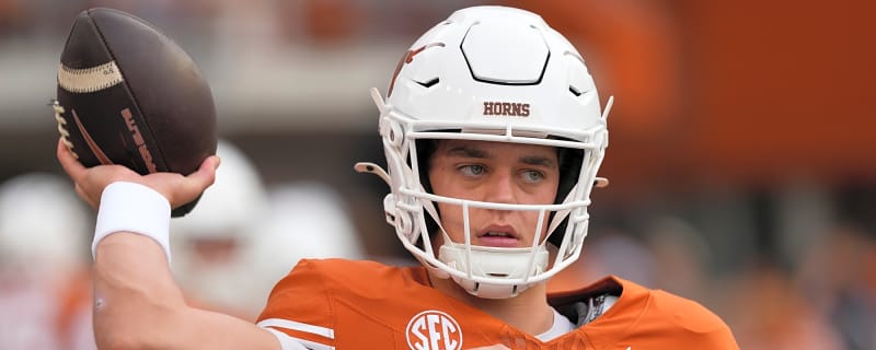 Texas' Manning is seeking advice from Alabama' Simpson