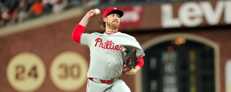 Phillies Re-Sign Daniel Robert To Minor League Deal