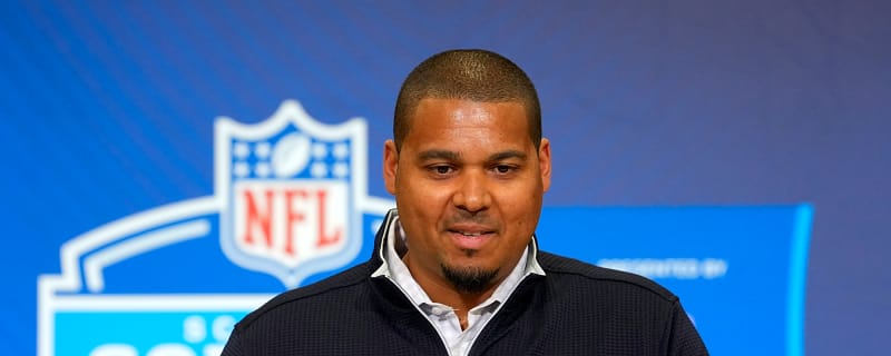 Bears 2026 Mock Draft: Ryan Poles Fortifies Defense After 2025 Success