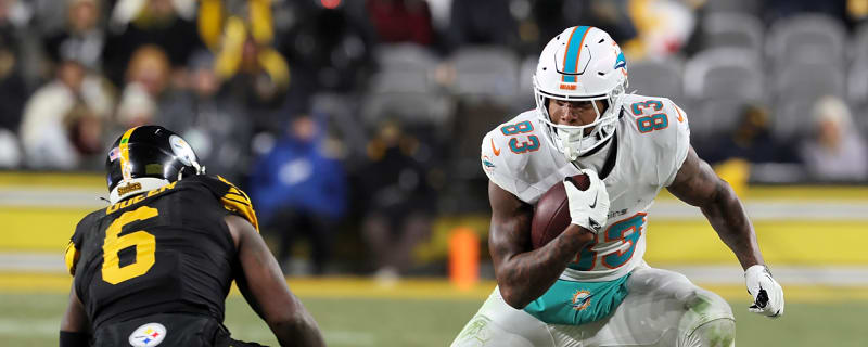 Dolphins TE Darren Waller Unsure Of Playing Future