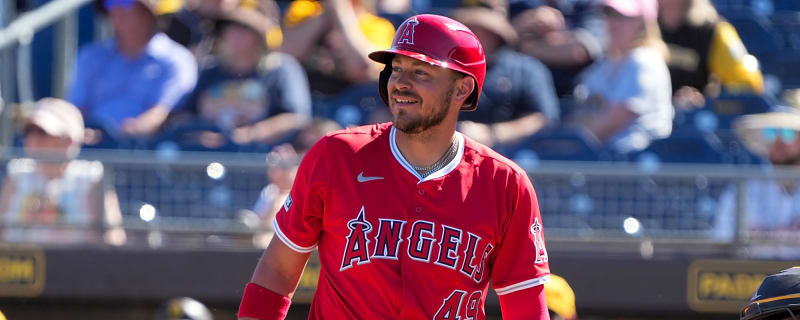 White Sox announce flurry of roster moves