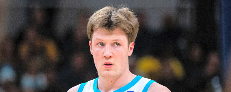 Hornets' Kon Knueppel tracking toward exclusive three-point company