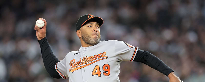 Orioles Select Albert Suarez, Designate Maverick Handley