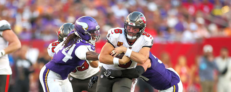 Buccaneers Concerned Baker Mayfield Could Miss As Many As Six Weeks