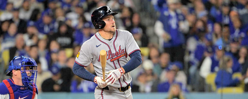 Braves make slew of roster moves following the end of the season