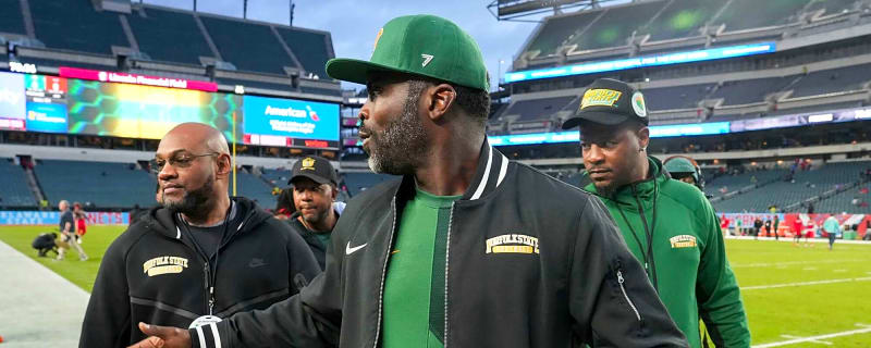 DeSean Jackson, Michael Vick draw over $1 million in HBCU football clash