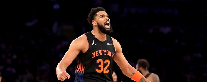Karl-Anthony Towns Benched In Crunch Time Amid Trade Rumors