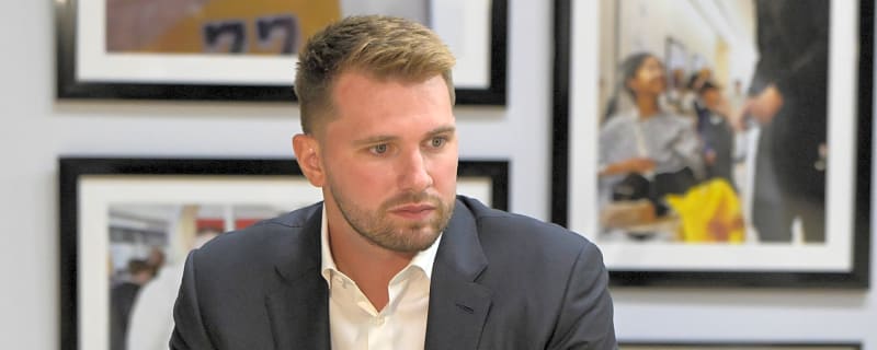 Lakers receive Luka Doncic injury scare