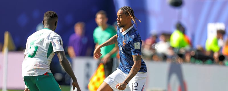 Sources: Arsenal prepare ambitious €80m bid as left-winger search takes centre stage