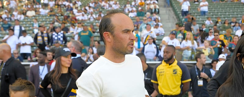 Landon Donovan Debuts His New Look At The 2026 World Cup