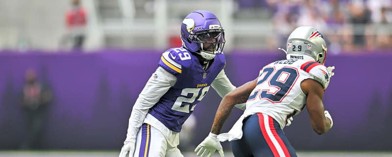 Vikings waive Dwight McGlothern with injury designation, sign new CB