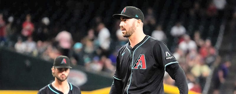 Diamondbacks extend save record in win against Phillies
