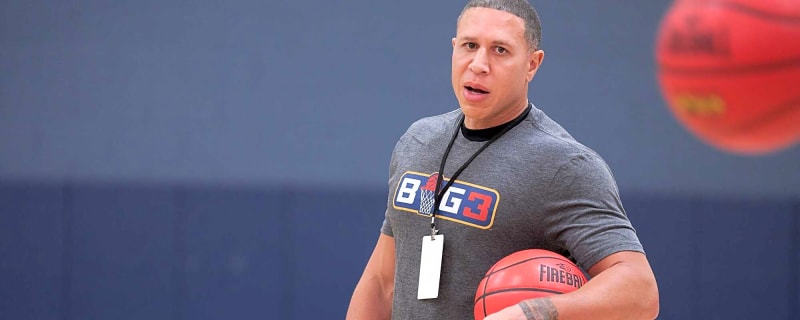 Mike Bibby Reveals How Michael Jordan Roasted Players During Jordan Brand Dinner