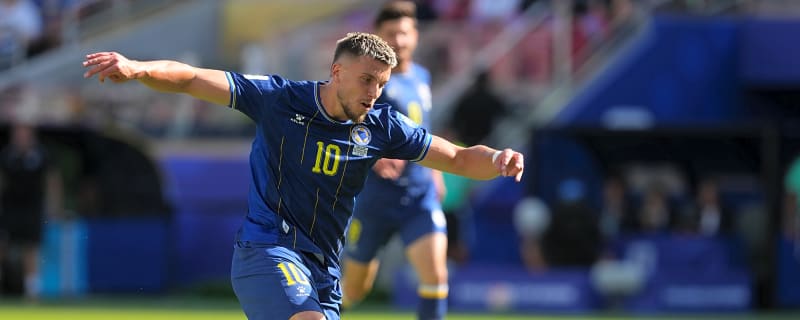 Leeds United eyeing prolific €20m striker as summer transfer plans gather pace
