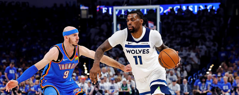 Watch: Naz Reid has intense online DM exchange with IG troll