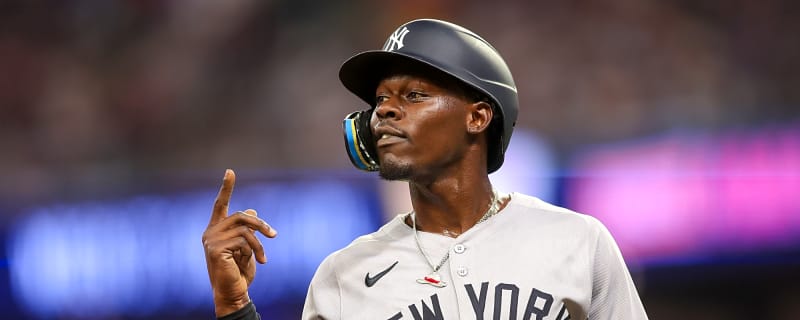 Braves coach explains why he yelled at Jazz Chisholm