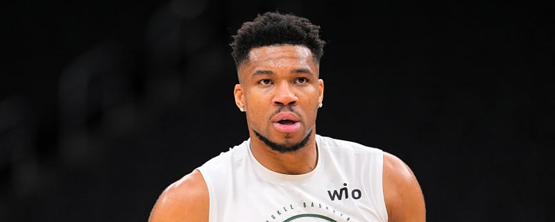 Antetokounmpo takes hilarious jab at Charania during All-Star Weekend