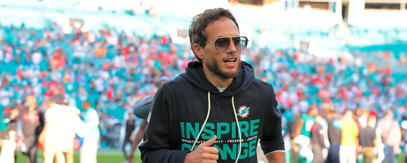 Chargers Expected to Hire Mike McDaniel as Offensive Coordinator