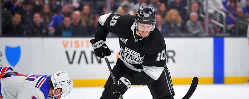 Bruins sign Tanner Jeannot, Jordan Harris