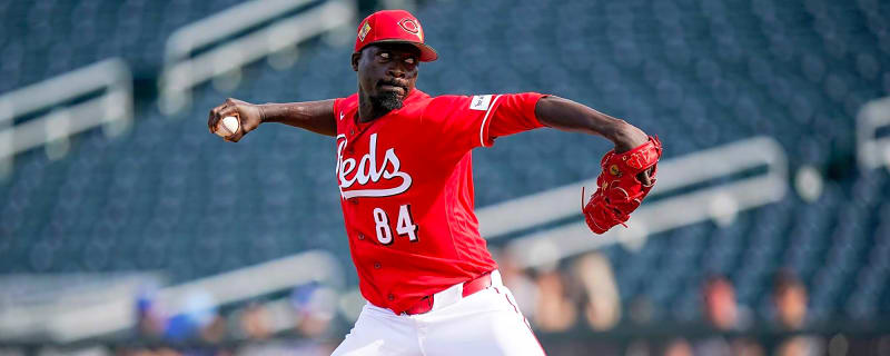 Yunior Marté Elects Free Agency
