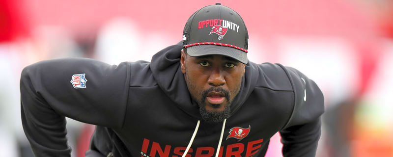 Lavonte David's comments on retirement leave the door open for any possibility with the Buccaneers