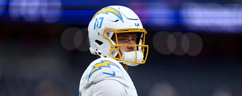 Justin Herbert facing familiar problems after latest Chargers injuries