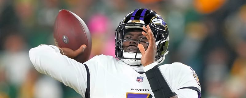 Tyler Huntley sent a message to Shedeur Sanders after Ravens’ win