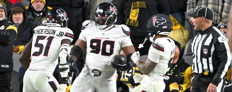 Wild-card takeaways: Texans defense best remaining unit in playoffs