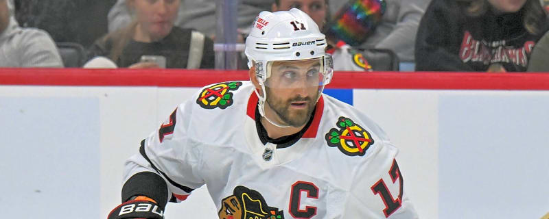 Blackhawks trade Nick Foligno to Wild