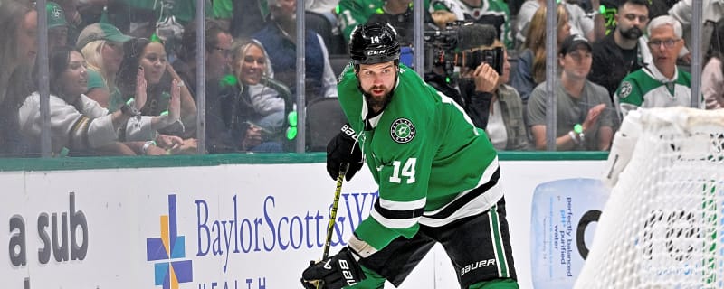 Stars activate captain Jamie Benn