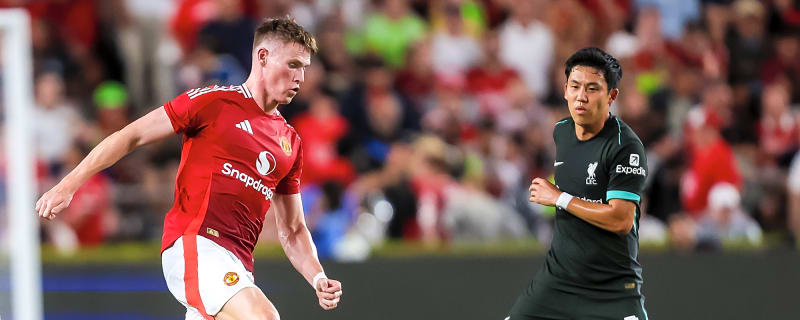 Former midfielder slams Manchester United decision to sell £25 million 'special character'