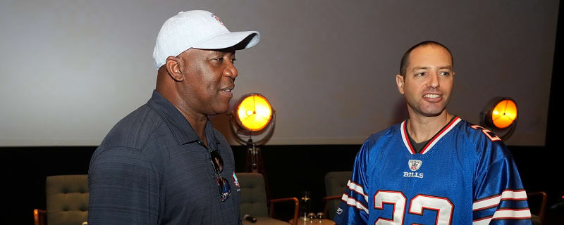 Thurman Thomas Talks Hall of Fame, Elite Construction, And Super Bowl Plans