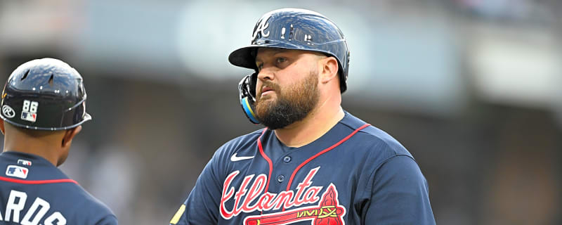 Braves To Select Rowdy Tellez, Luke Williams