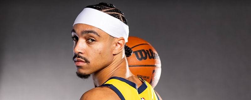 Andrew Nembhard exits Pacers’ opener with a sore shoulder